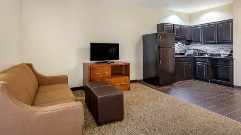 Comfort Inn & Suites Glenpool hotel photo 4