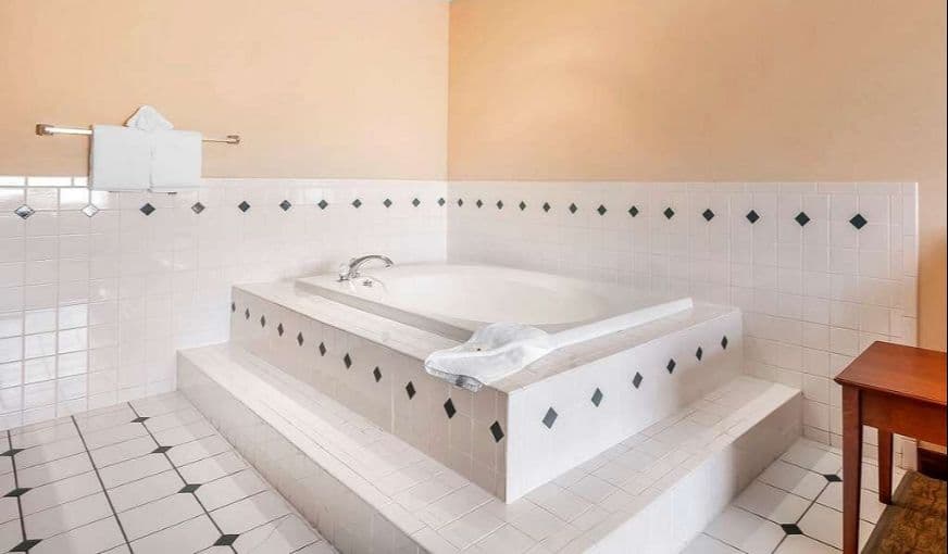 Quality Inn & Suites Owasso US-169 hotel photo 2