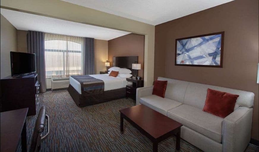 Wingate by Wyndham Oklahoma City Airport hotel photo 4