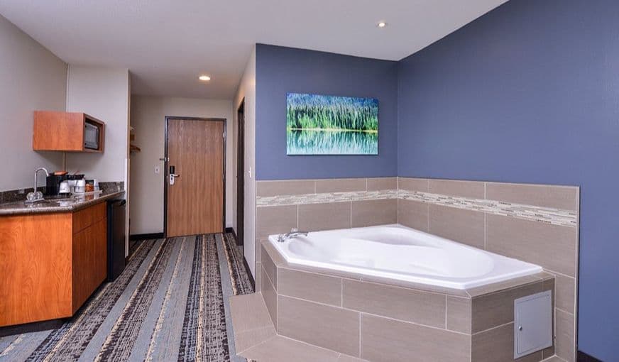 Best Western Newberg Inn Jacuzzi room