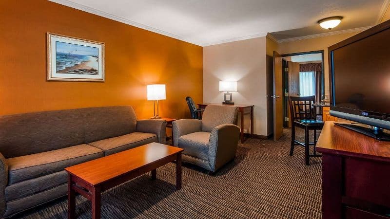Best Western Plus Landmark Inn hotel photo 3