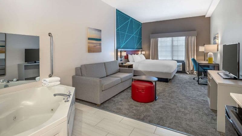 Comfort Suites Redmond Airport hotel photo 3