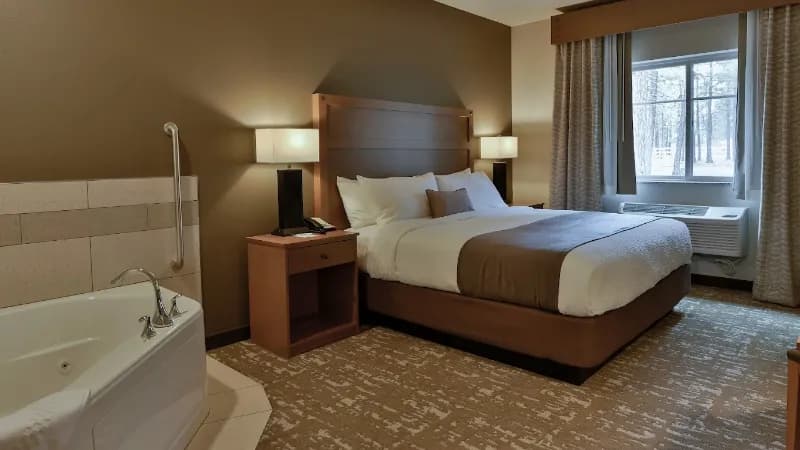 GrandStay Hotel & Suites Sisters hotel photo 2