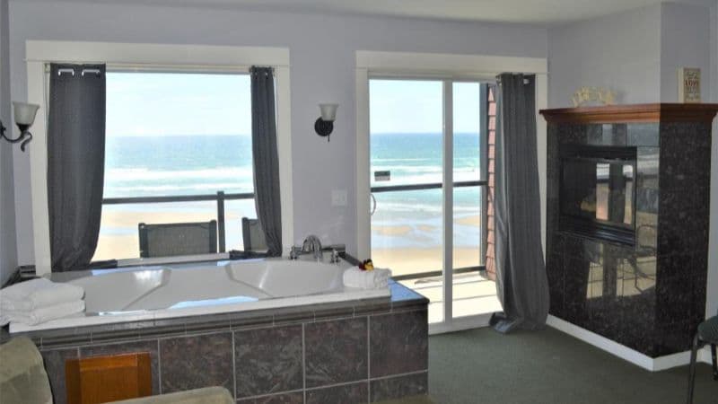 Starfish Manor Oceanfront Hotel hotel photo 3