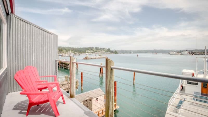 Surfer Dude – Anchor Pier Lodge hotel photo 5