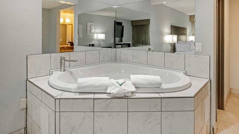 Best Western Plus Reading Inn & Suites hotel photo 2
