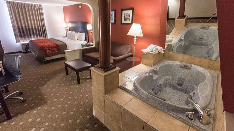 Comfort Inn Pittsburgh hotel photo 2