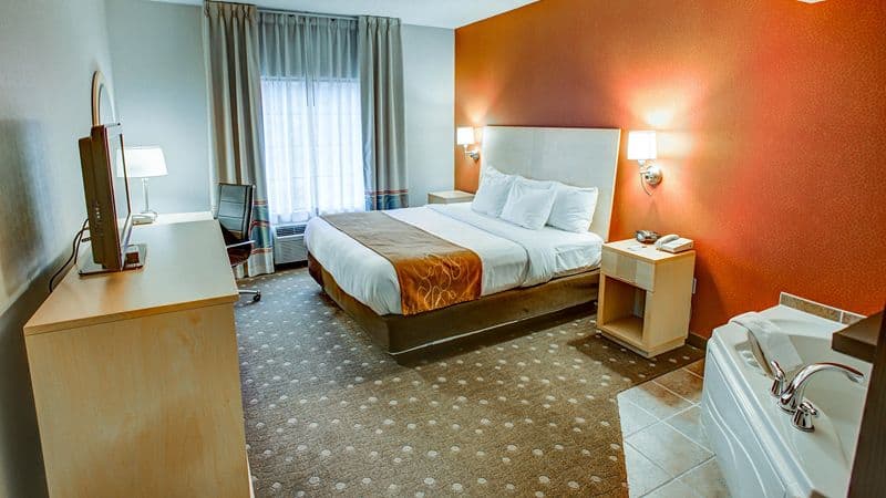 Comfort Suites Pittsburgh Airport hotel photo 2