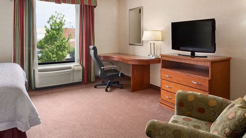 Hampton Inn Belle Vernon hotel photo 2