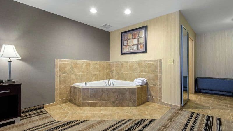 Hampton Inn Meadville hotel photo 2
