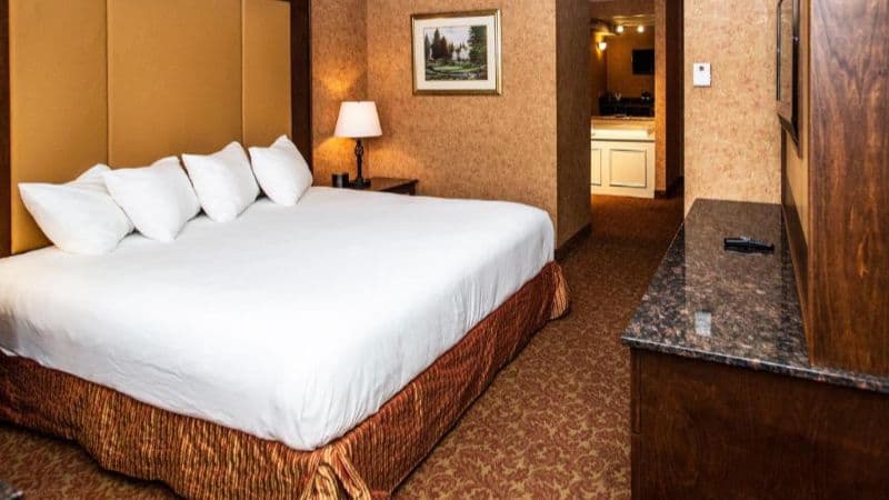 Heritage Hills Resort - Couples Suite with Hot Tub hotel photo 2