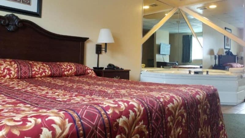 Perry-O Inn & Suites hotel photo 3