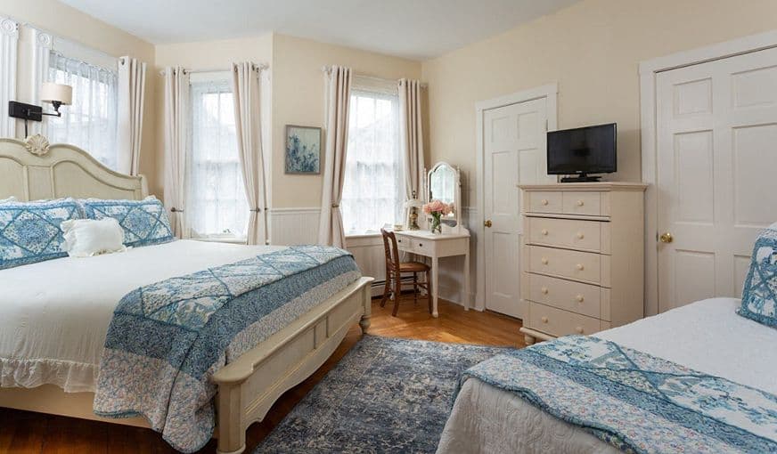 Blue Dory Inn hotel photo 2
