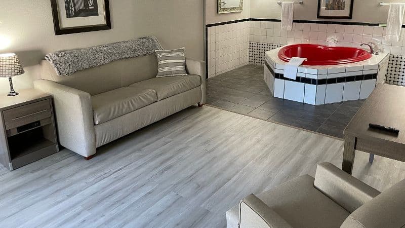 Whaler Inn & Suites hotel photo 2