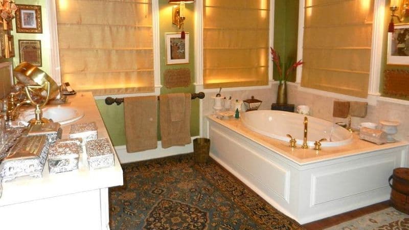 22 Charlotte hotel photo 2