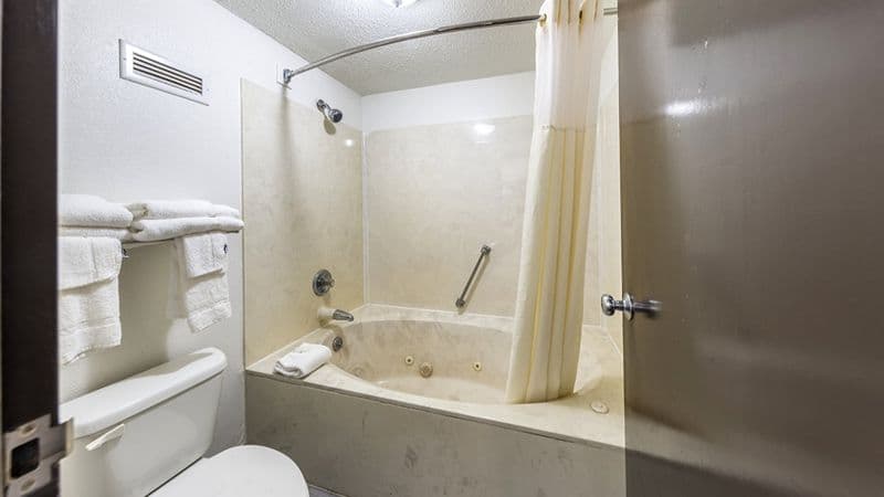 Quality Inn Simpsonville-Greenville hotel photo 2
