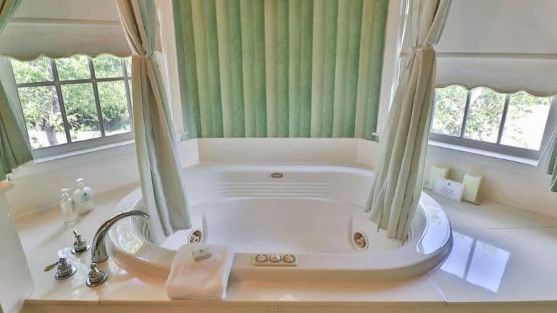 The Cypress Inn Jacuzzi room