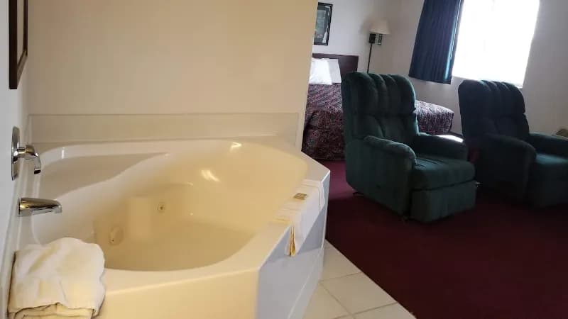 Bilmar Inn & Suites hotel photo 2