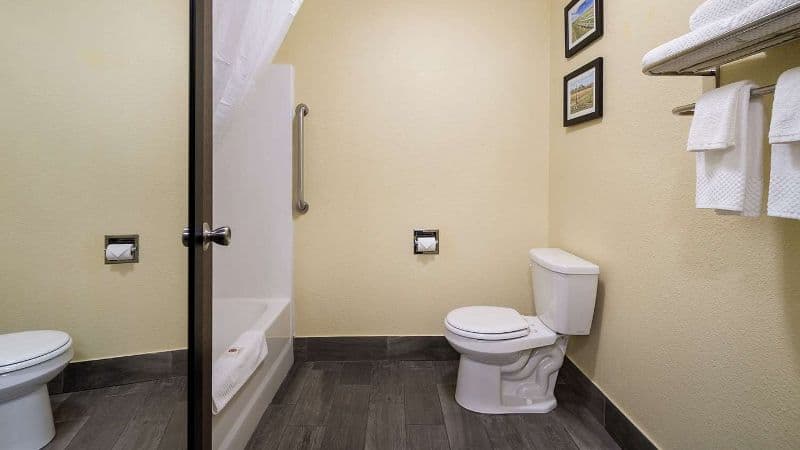 Comfort Inn Yankton SD hotel photo 3