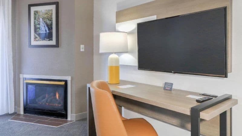 Comfort Inn & Suites at Dollywood Lane hotel photo 4