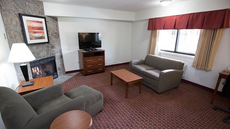 Crossroads Inn and Suites hotel photo 5