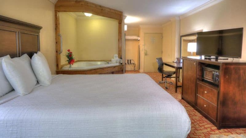 Edgewater Hotel & Conference Center hotel photo 3