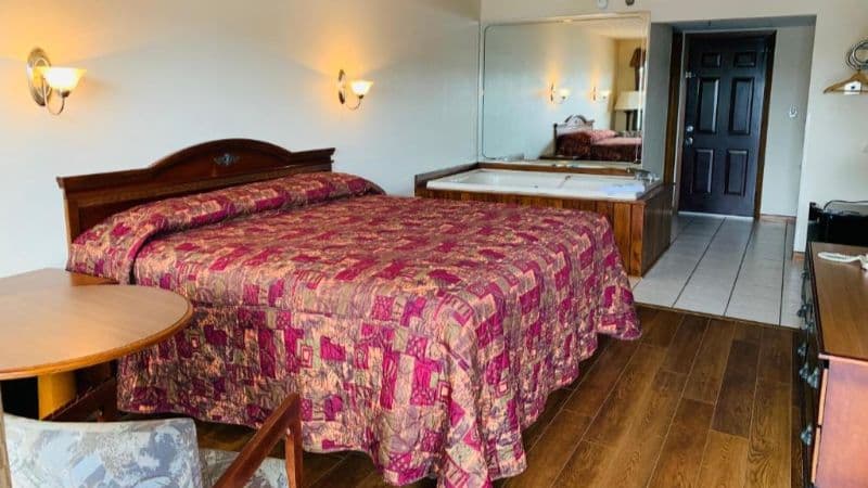 Landmark Inn hotel photo 2