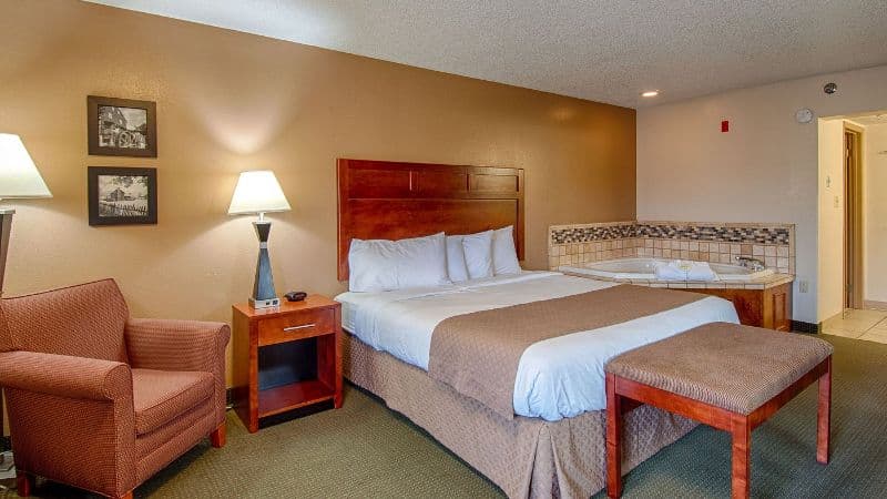Park Tower Inn Pigeon Forge hotel photo 3