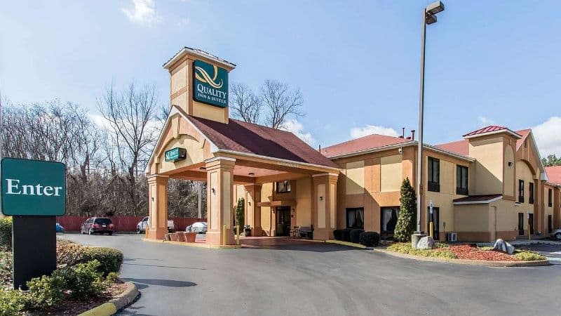 Quality Inn & Suites Memphis hotel photo 5