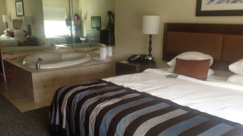 Wingate by Wyndham Chattanooga Jacuzzi room
