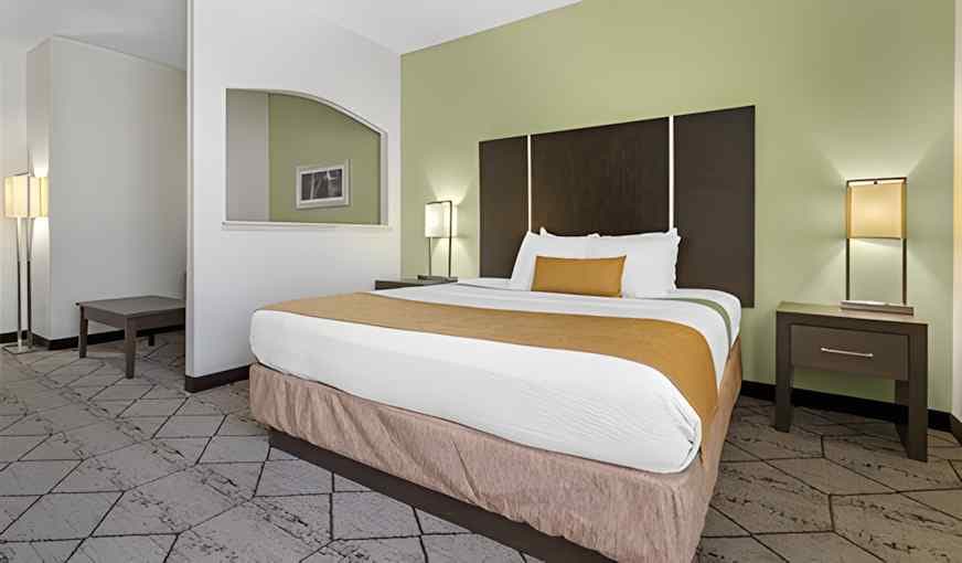 Best Western Plus North Houston Inn & Suites hotel photo 2