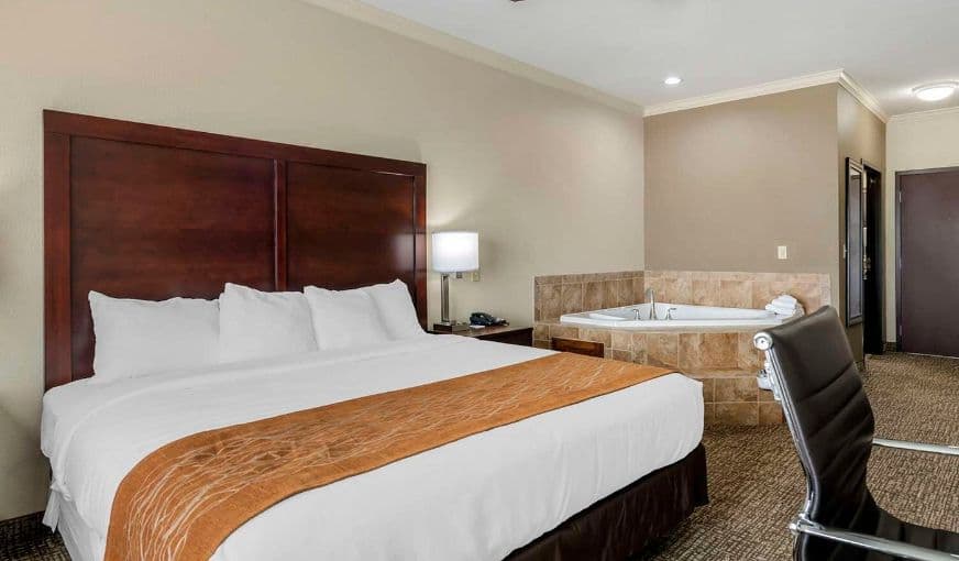 Comfort Inn & Suites Fort Worth – Fossil Creek hotel photo 3