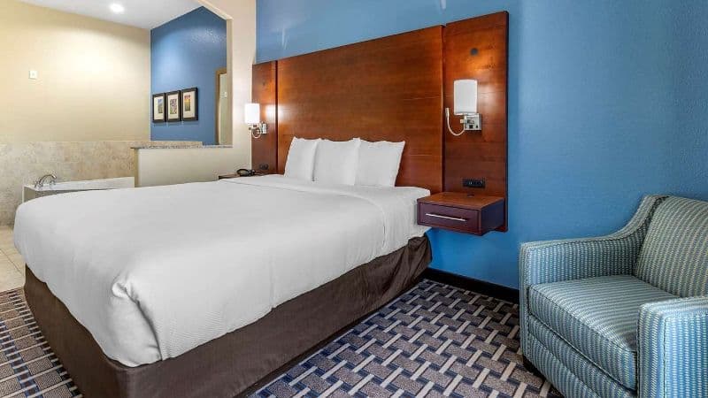 Comfort Suites hotel photo 2