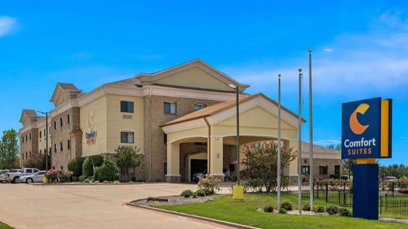 Comfort Suites Lindale – Tyler North hotel photo 5