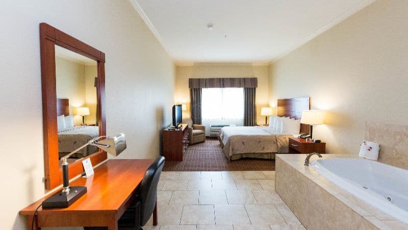 Ramada by Wyndham College Station hotel photo 3