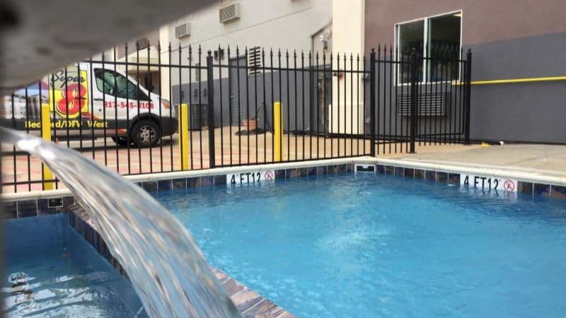 Super 8 by Wyndham Bedford DFW Airport West hotel photo 5