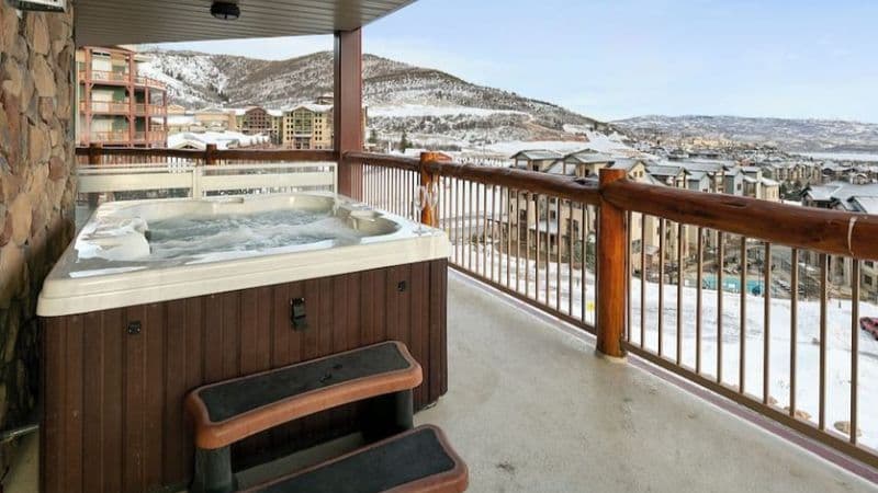 Condos by White Pines Real Estate hotel photo 2