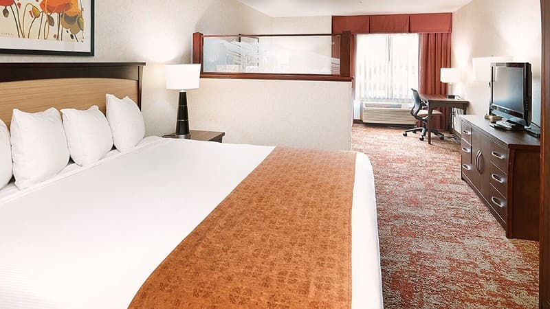 Crystal Inn Hotel & Suites hotel photo 3