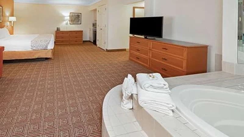 La Quinta by Wyndham Salt Lake City – Layton hotel photo 2