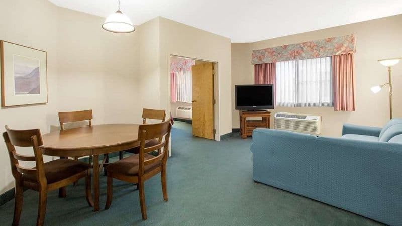 Ramada by Wyndham St George hotel photo 5