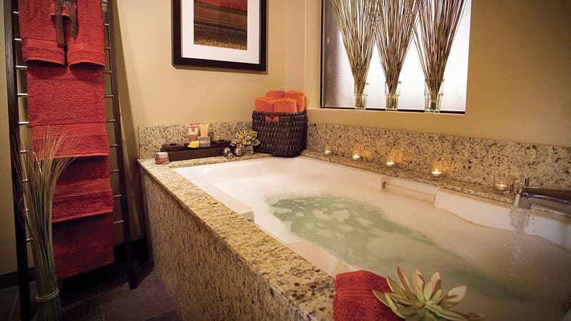 Red Mountain Resort Jacuzzi room