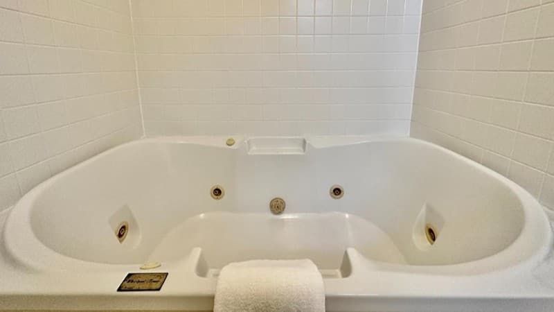 The Essex Resort & Spa hotel photo 2