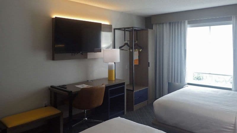 Comfort Inn & Suites Hampton Near Coliseum hotel photo 2