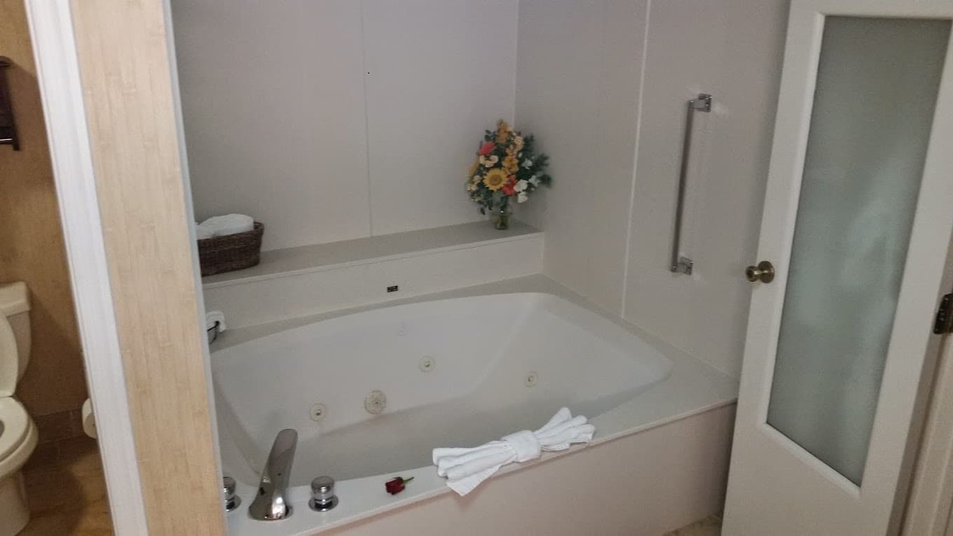 Hampton Inn Christiansburg/blacksburg Jacuzzi room