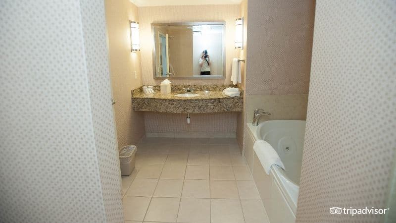 Hilton Garden Inn Arlington Shirlington hotel photo 2
