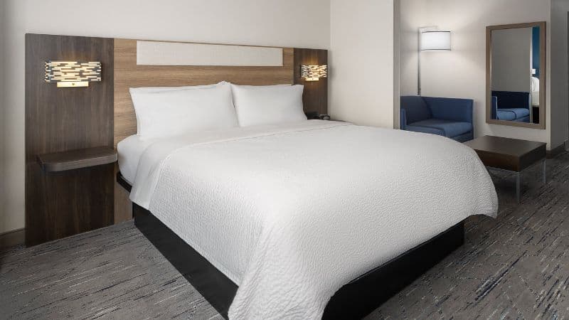Holiday Inn Express & Suites Leesburg – Historic District hotel photo 2