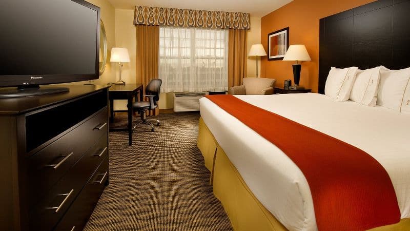 Holiday Inn Express & Suites Manassas by IHG hotel photo 2