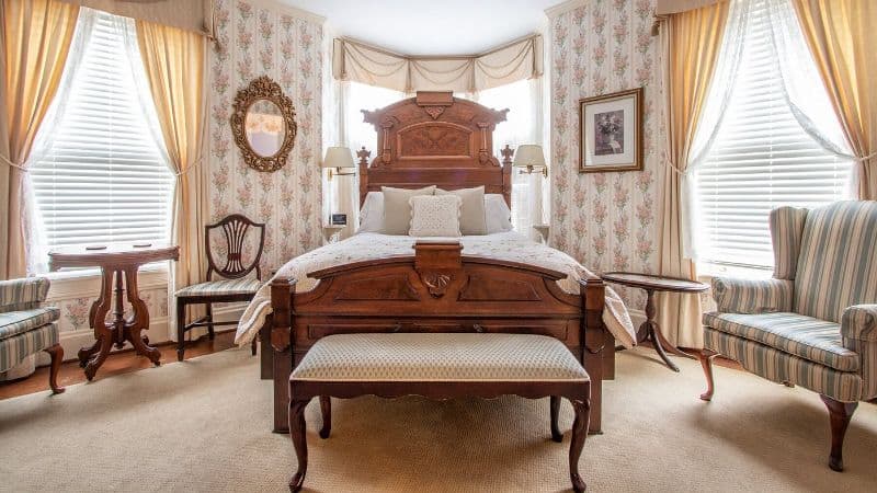 The Oaks Victorian Inn hotel photo 5