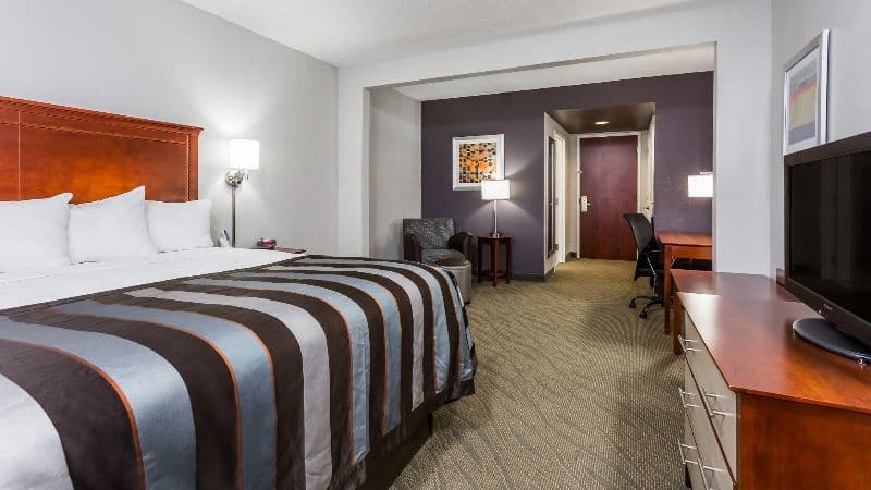 Wingate by Wyndham Chesapeake hotel photo 2