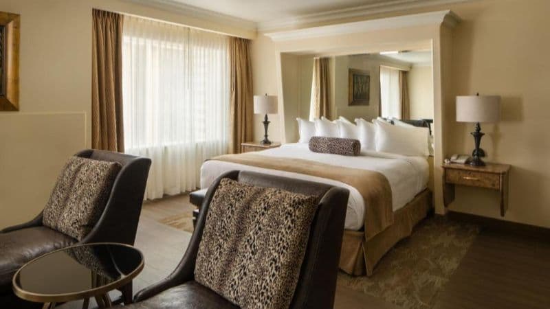The Davenport Tower, Autograph Collection hotel photo 3